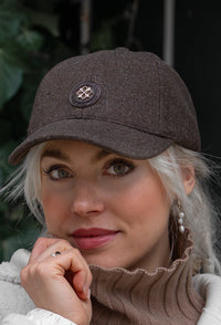 Classy Cap - Brown